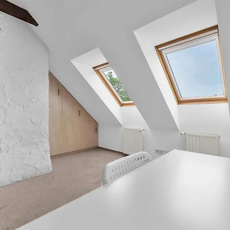 Rynek Nowego Miasta Two-level By Bookinghost Varsovie